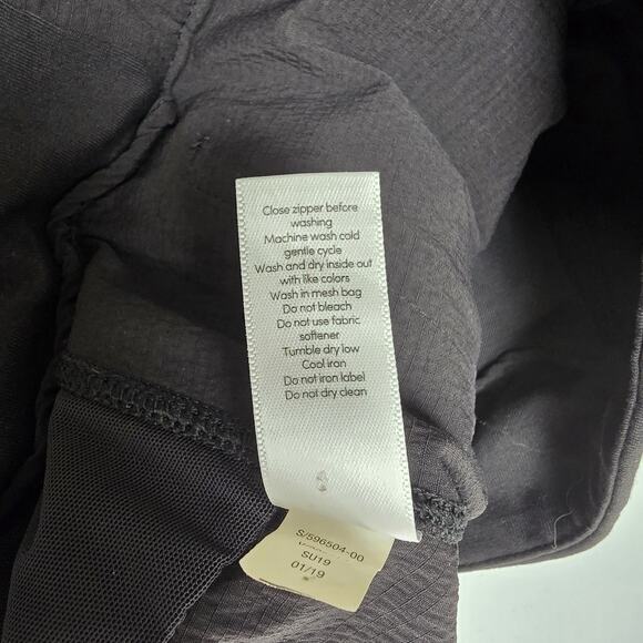 Athleta Trekkie Bermuda 2.0 Shorts Size 12 Black Quick Dry Pockets Hiking UPF30+ - Picture 10 of 10